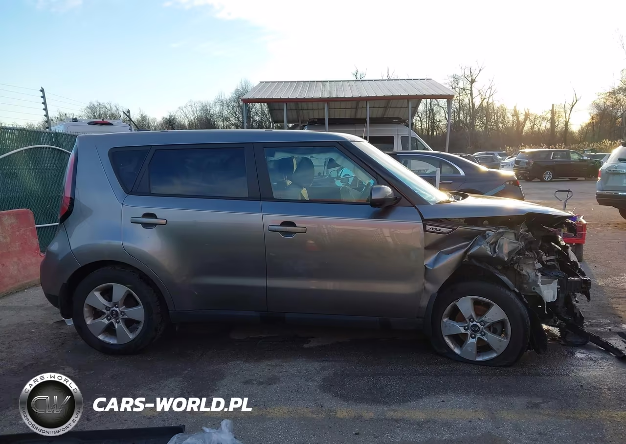 2019 Kia Soul VIN:KNDJN2A29K7671971 - 13
