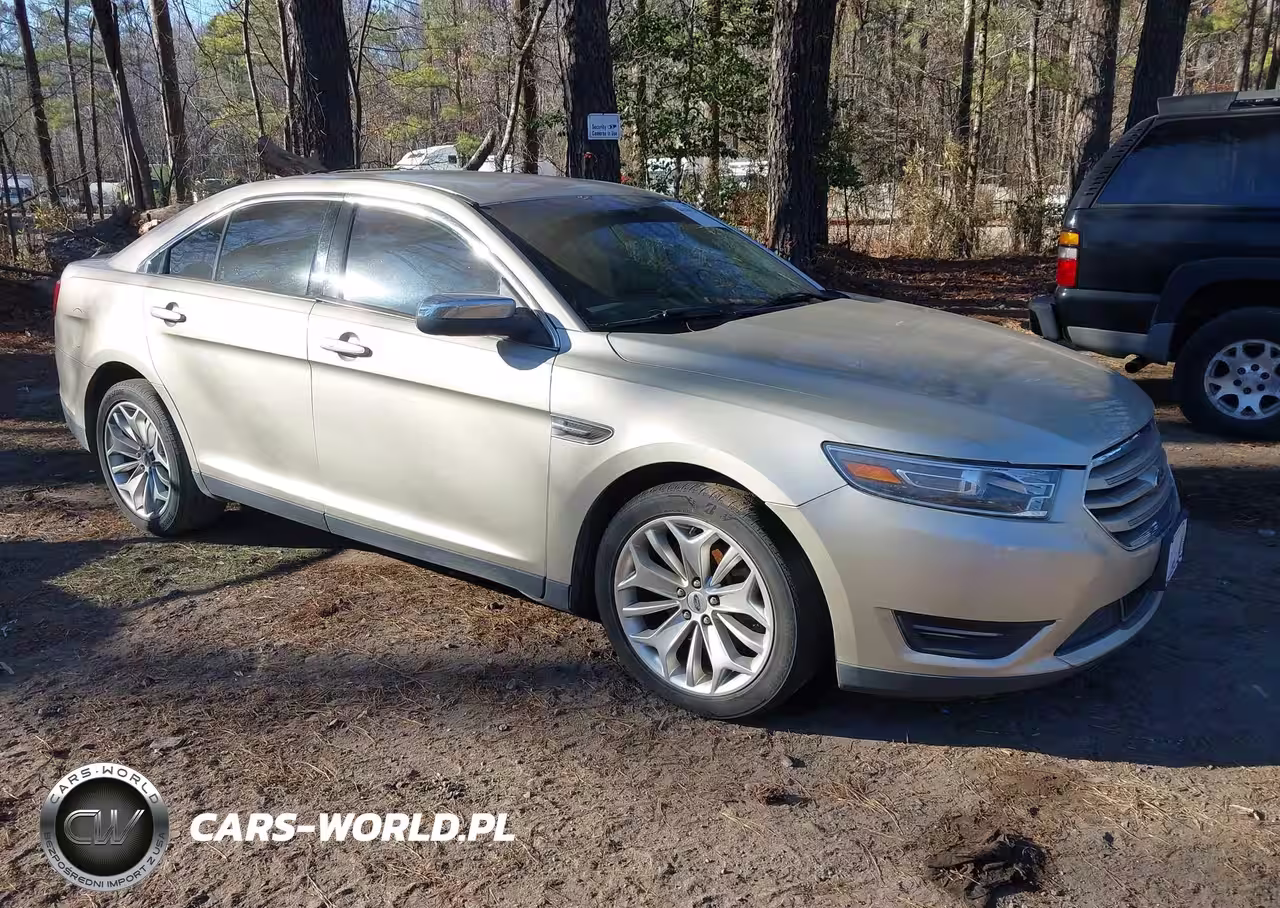 2018 Ford Taurus Limited