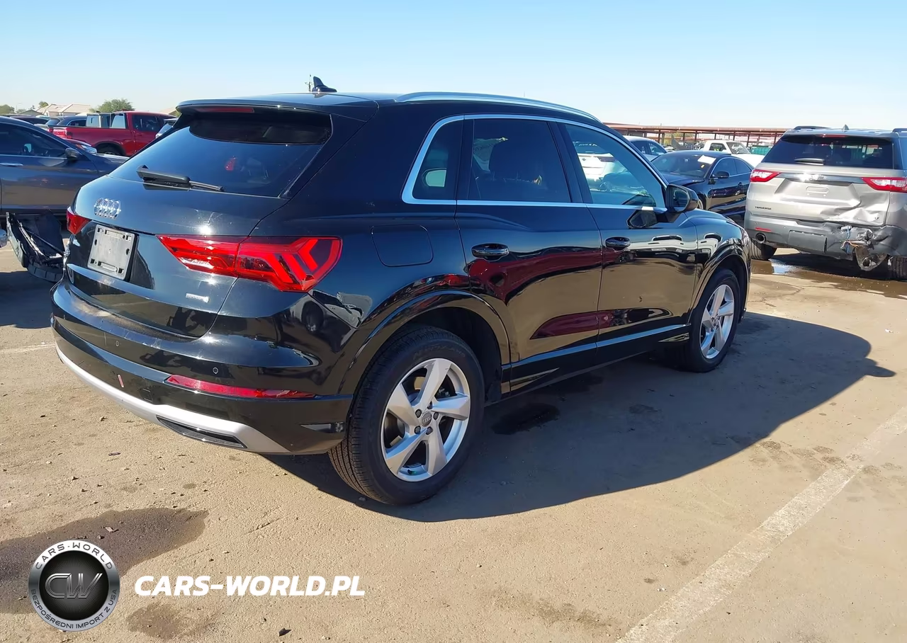 2020 Audi Q3 Premium Plus 45 Tfsi Quattro Tiptronic VIN:WA1BECF3XL1046165 - 4
