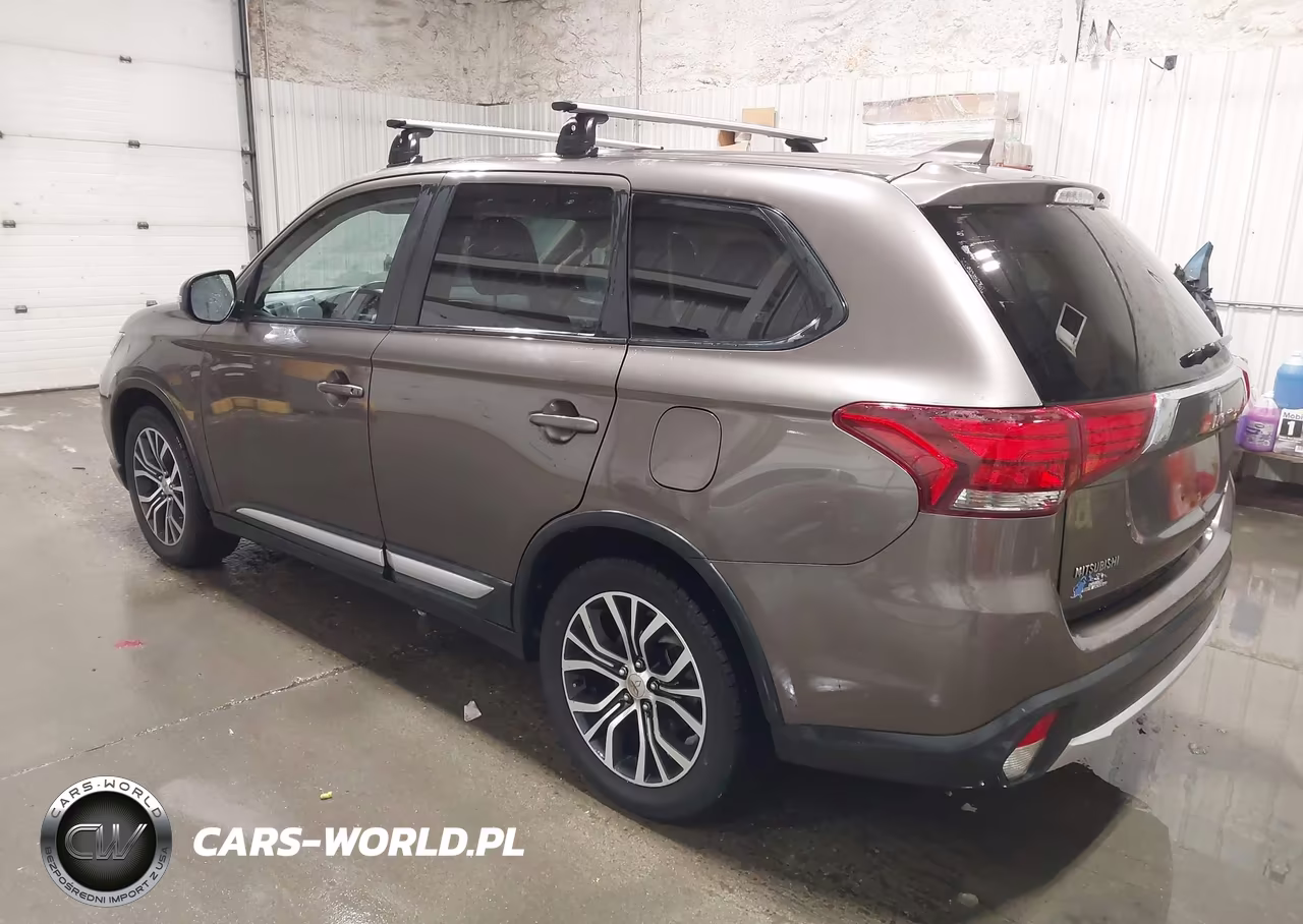 2018 Mitsubishi Outlander Se VIN:JA4AD3A34JZ021704 - 3