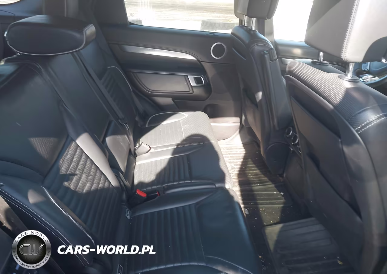 2017 Land Rover Discovery First Edition VIN:SALRTBBV0HA015664 - 8