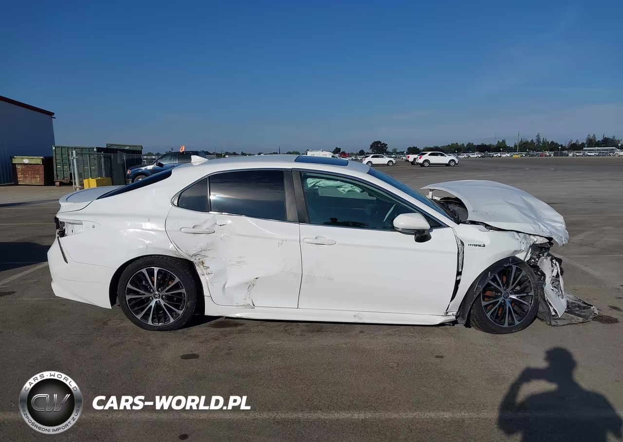 2020 Toyota Camry Hybrid Se VIN:4T1J31AK8LU542361 - 13