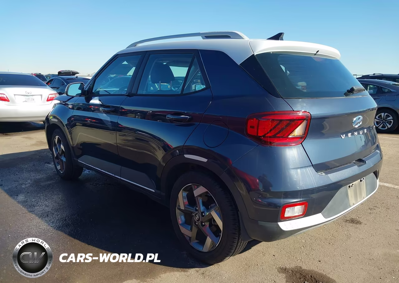2021 Hyundai Venue Denim VIN:KMHRC8A33MU114137 - 3