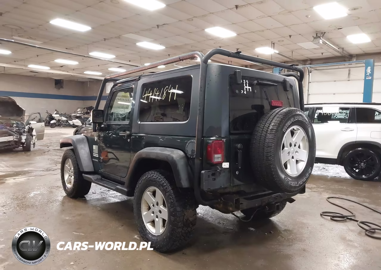 2010 Jeep Wrangler Sport VIN:1J4GA2D16AL216780 - 3