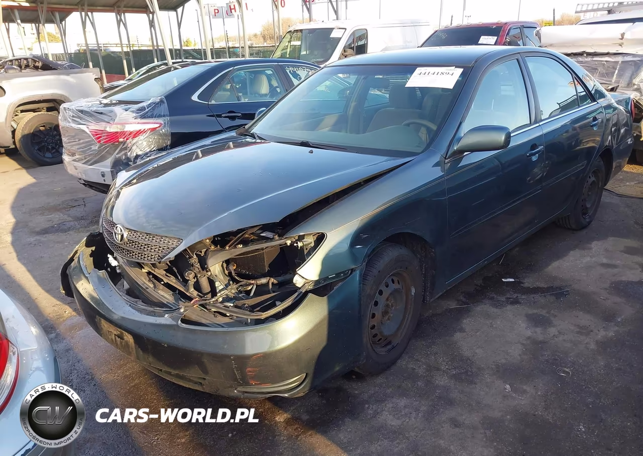2003 Toyota Camry Le VIN:JTDBE30K030189833 - 2