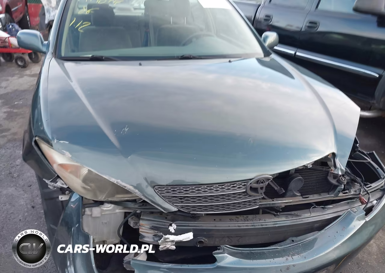 2003 Toyota Camry Le VIN:JTDBE30K030189833 - 6
