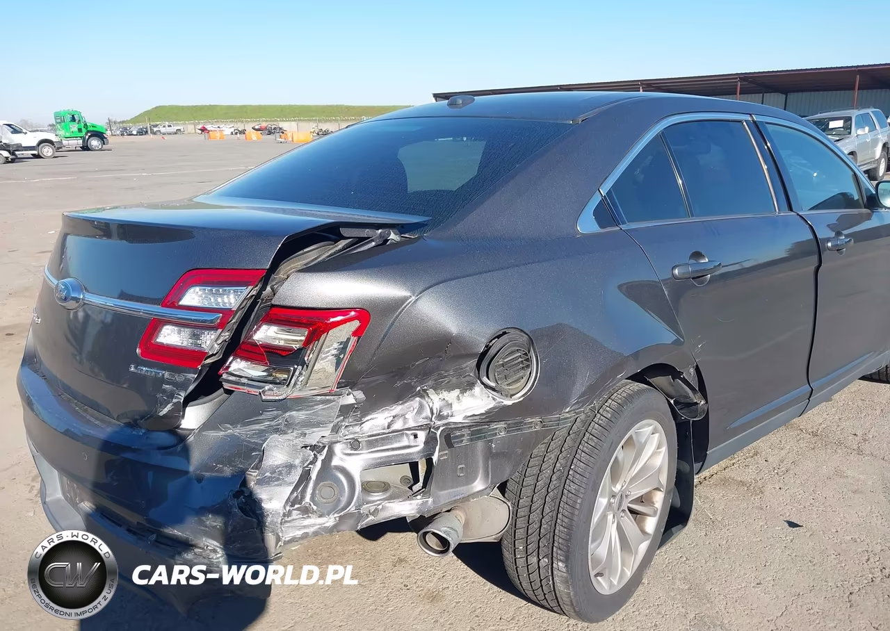 2015 Ford Taurus Limited VIN:1FAHP2F84FG106044 - 6