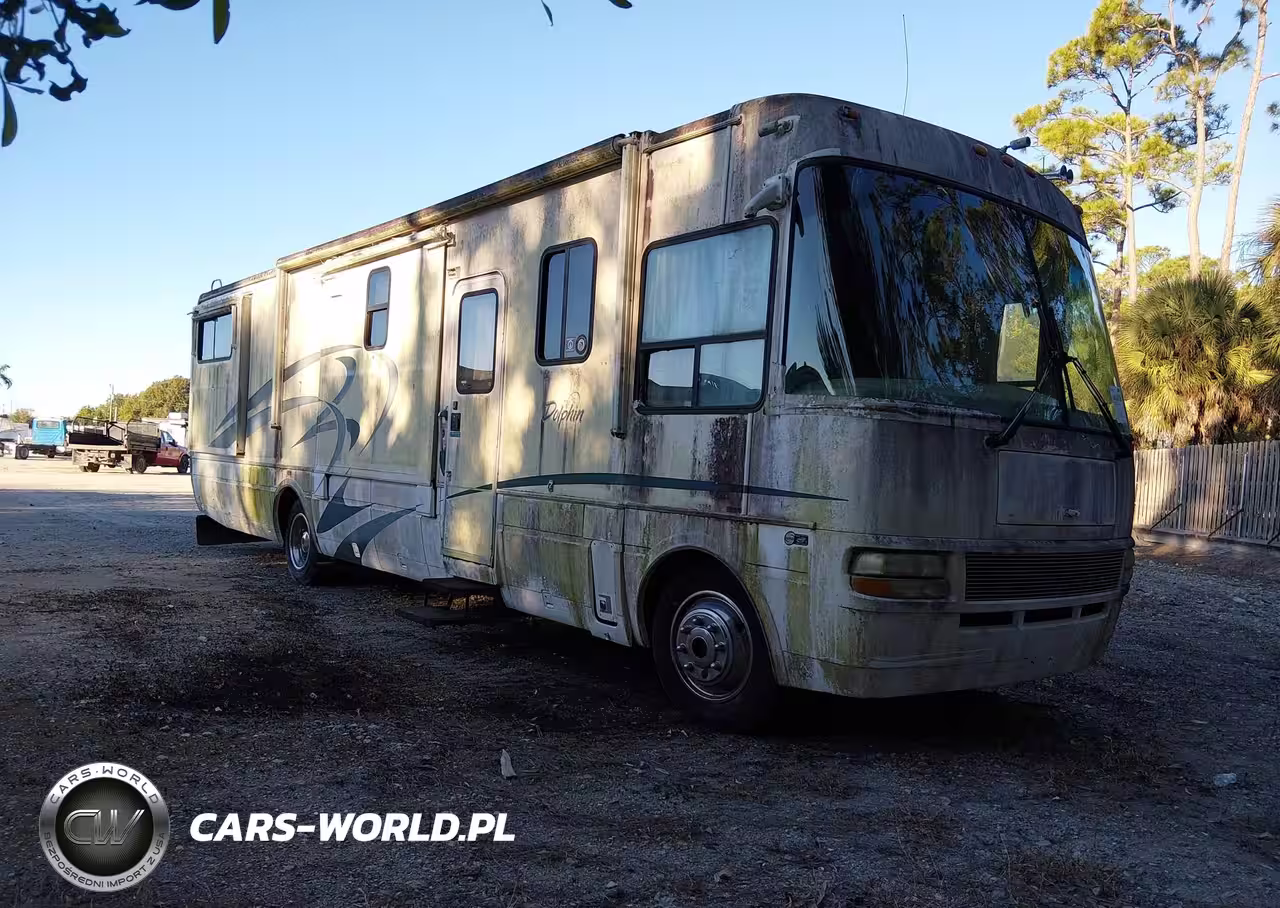 2003 Workhorse Custom Chassis Motorhome Chassis W22