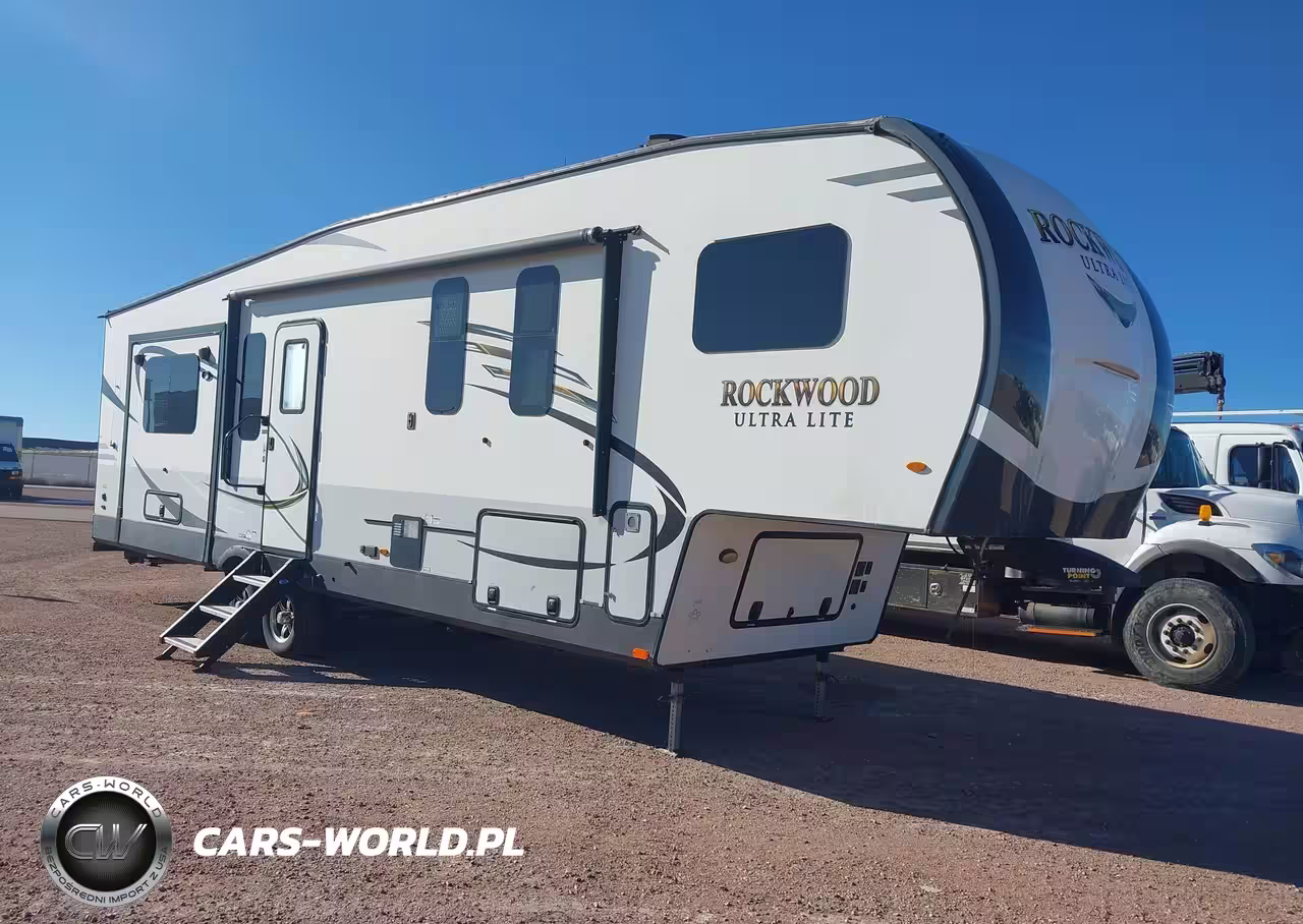 2019 Forest River 36Ft