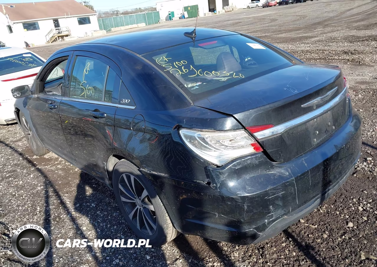 2013 Chrysler 200 Touring VIN:1C3CCBBG6DN727778 - 3