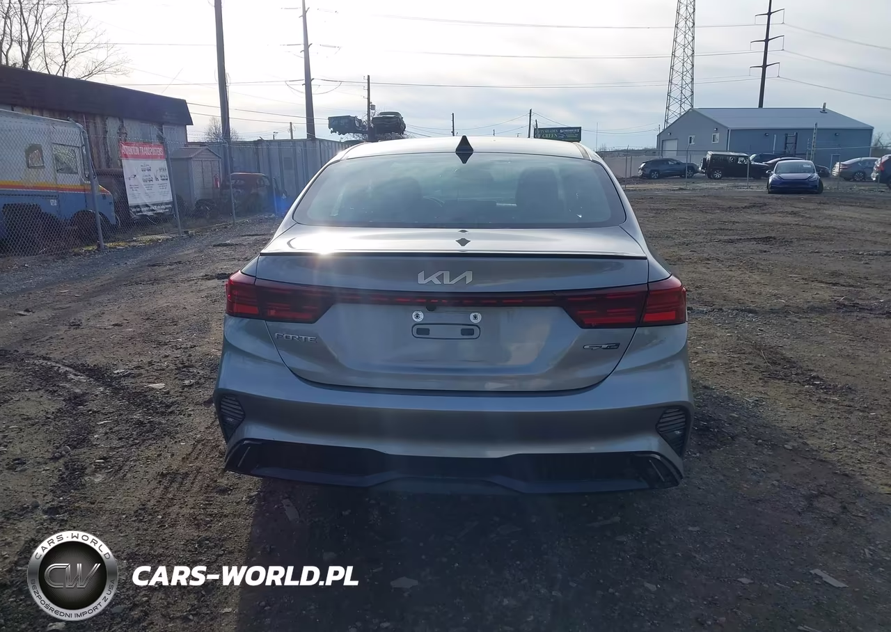 2022 Kia Forte Gt-Line VIN:3KPF54AD9NE447090 - 16
