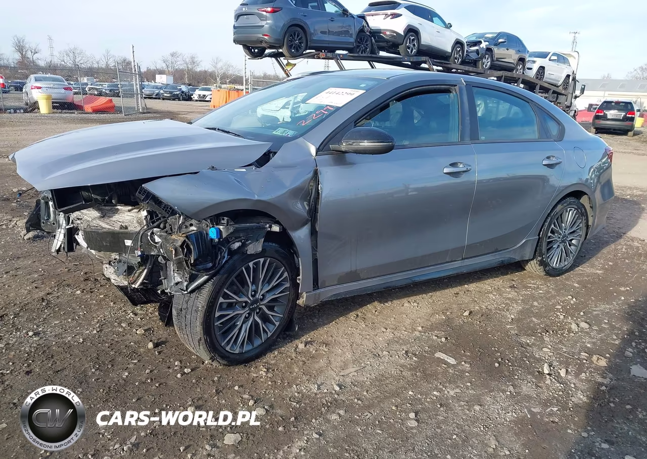 2022 Kia Forte Gt-Line VIN:3KPF54AD9NE447090 - 2