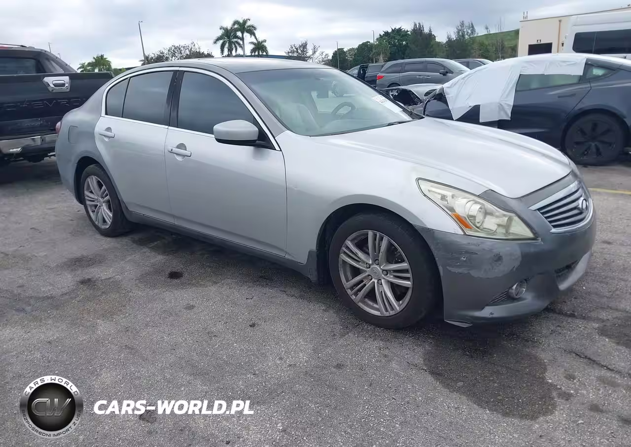 2012 Infiniti G37X