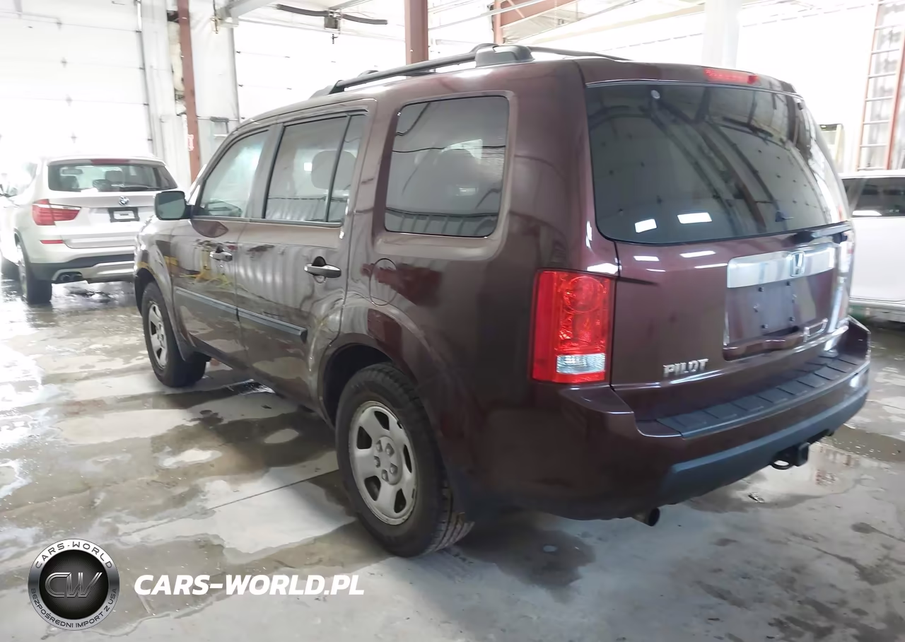 2010 Honda Pilot Lx VIN:5FNYF4H2XAB015137 - 3