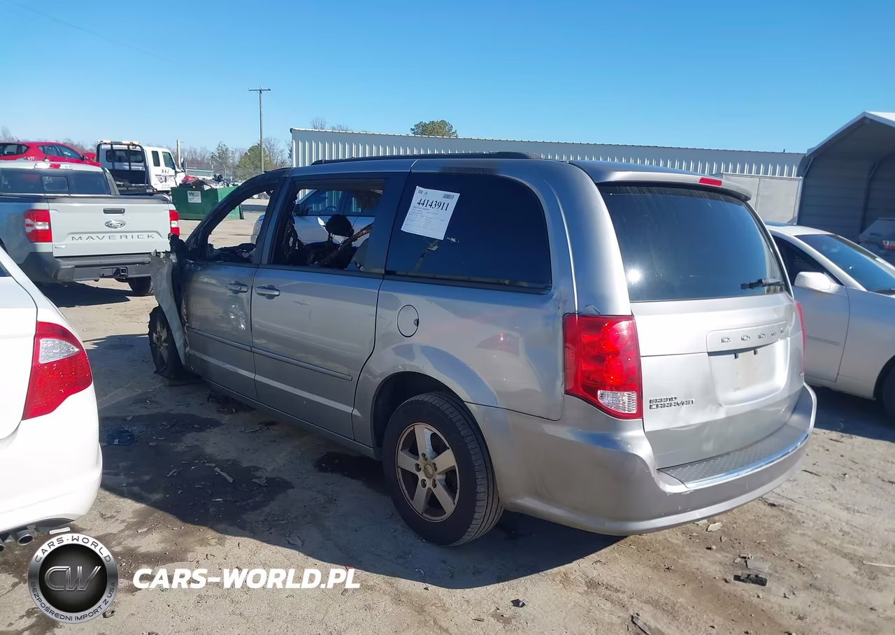 2013 Dodge Grand Caravan Sxt VIN:2C4RDGCG9DR548670 - 3