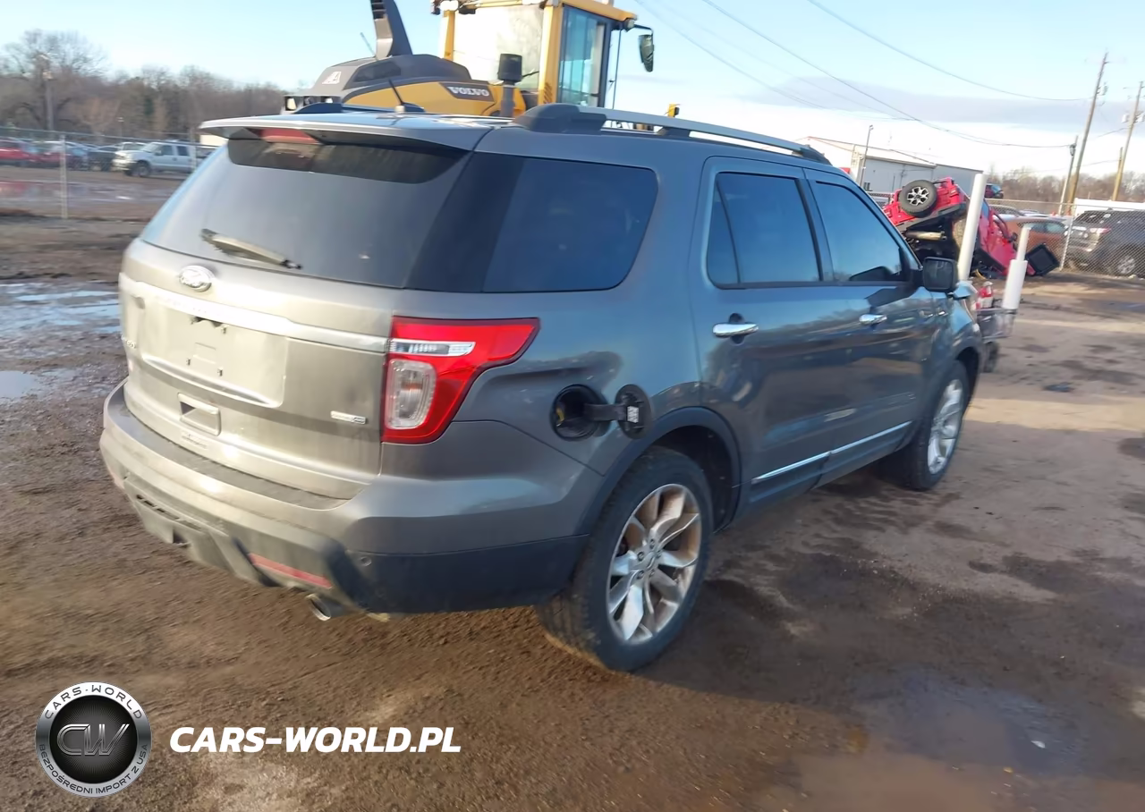 2014 Ford Explorer Limited VIN:1FM5K8F8XEGA73947 - 4