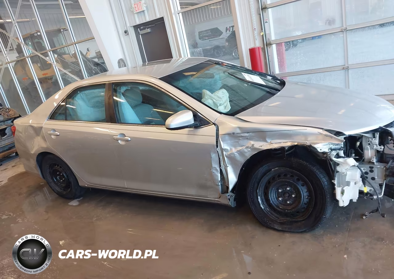 2014 Toyota Camry Le VIN:4T4BF1FK1ER382868 - 13