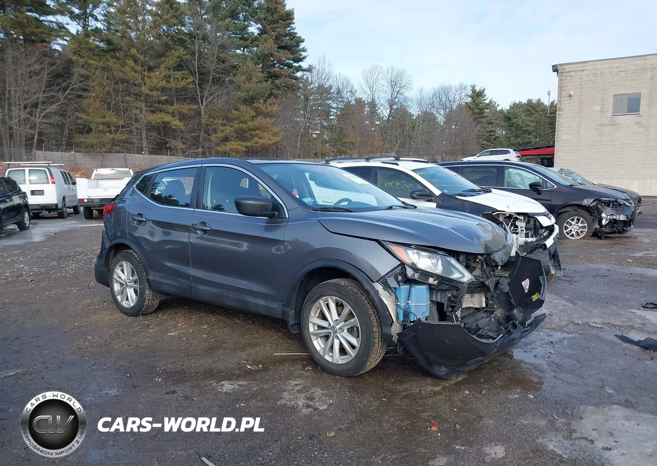 2018 Nissan Rogue Sport S