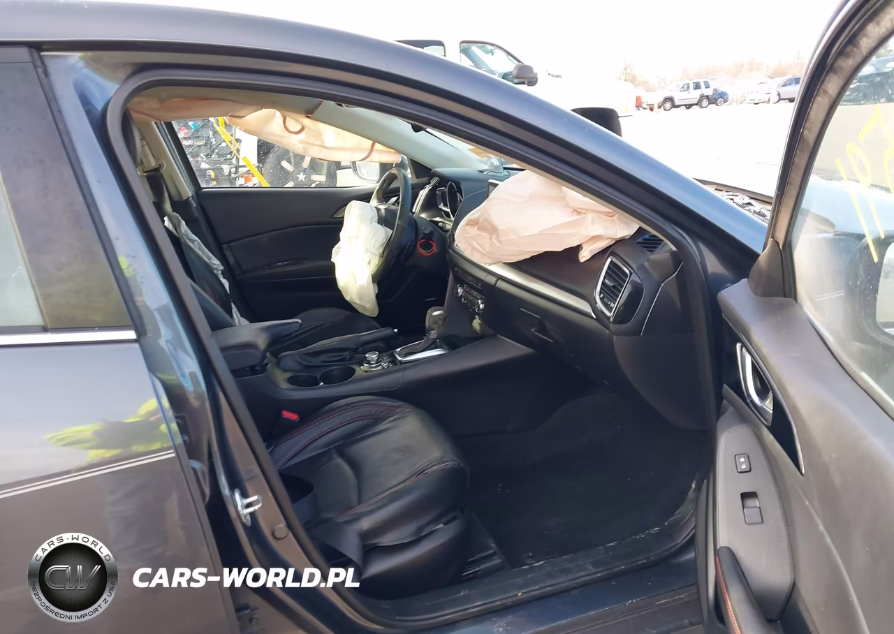 2016 Mazda Mazda3 S Grand Touring VIN:JM1BM1N37G1354396 - 5