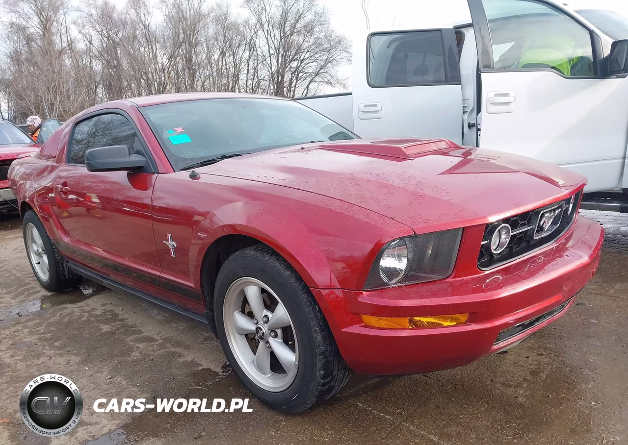 2007 Ford Mustang V6 Deluxe-V6 Premium