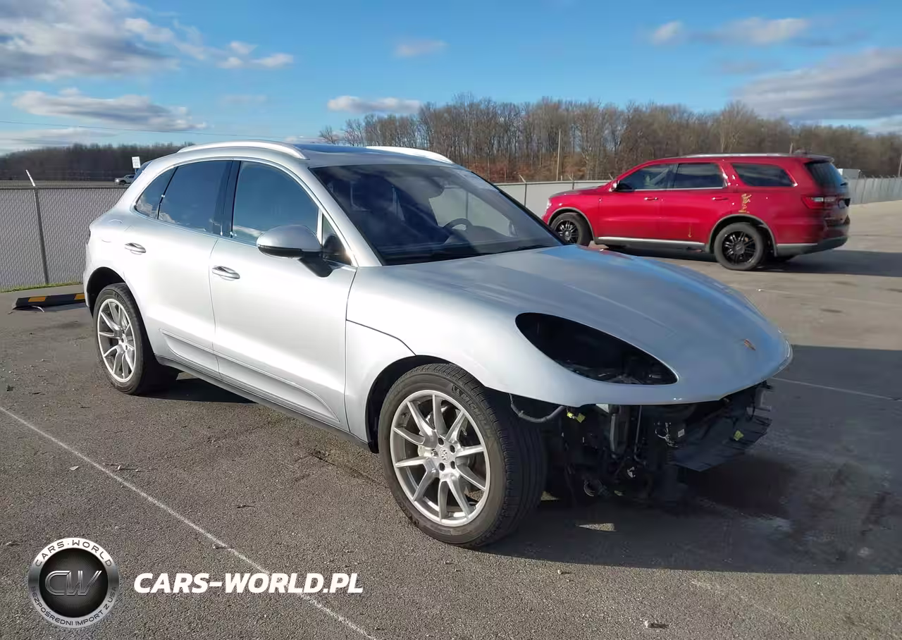 2015 Porsche Macan S