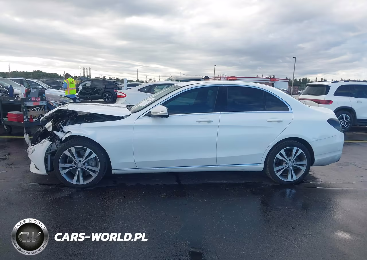 2015 Mercedes-Benz C 300 VIN:55SWF4JB5FU057206 - 14
