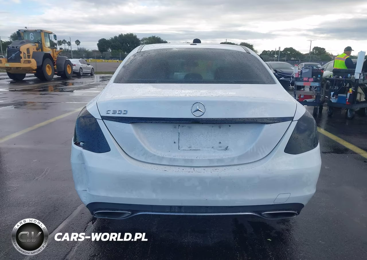 2015 Mercedes-Benz C 300 VIN:55SWF4JB5FU057206 - 16