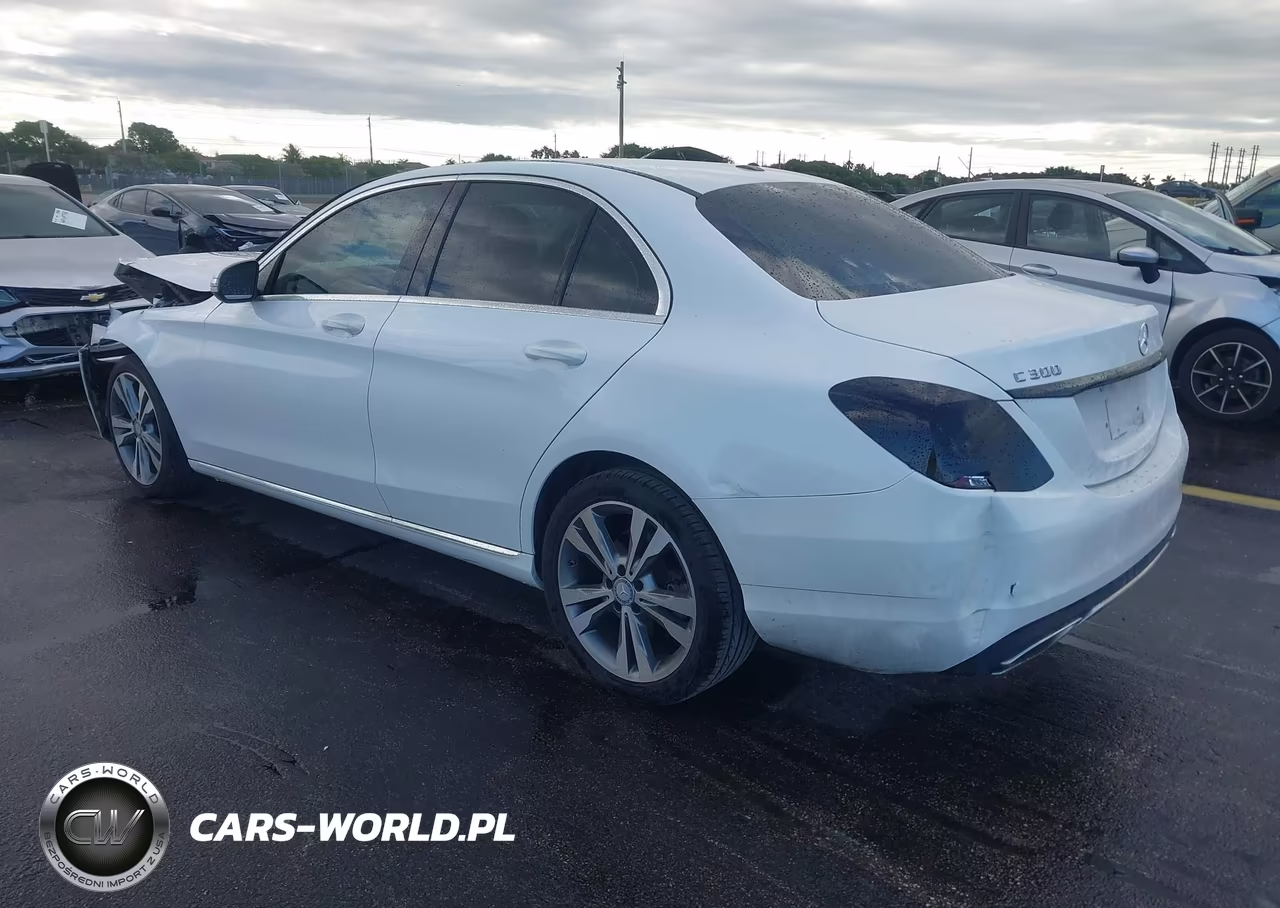 2015 Mercedes-Benz C 300 VIN:55SWF4JB5FU057206 - 3