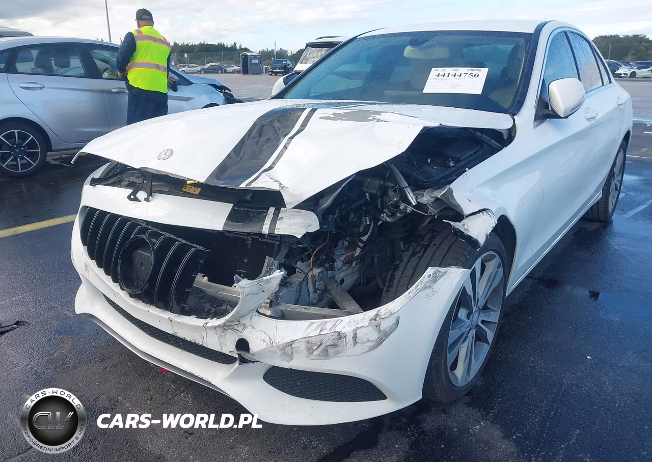 2015 Mercedes-Benz C 300 VIN:55SWF4JB5FU057206 - 6