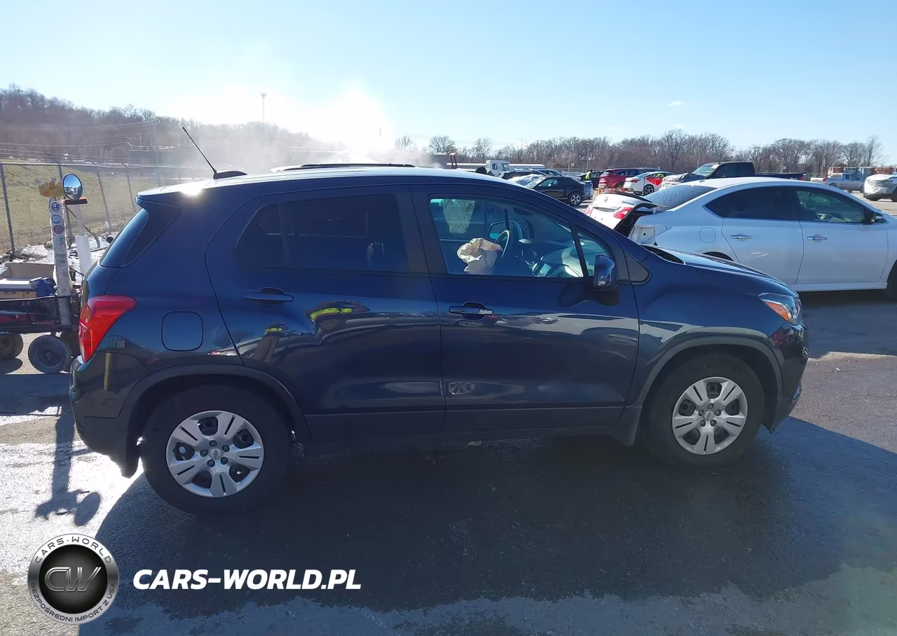 2019 Chevrolet Trax Ls VIN:3GNCJKSB3KL170807 - 13