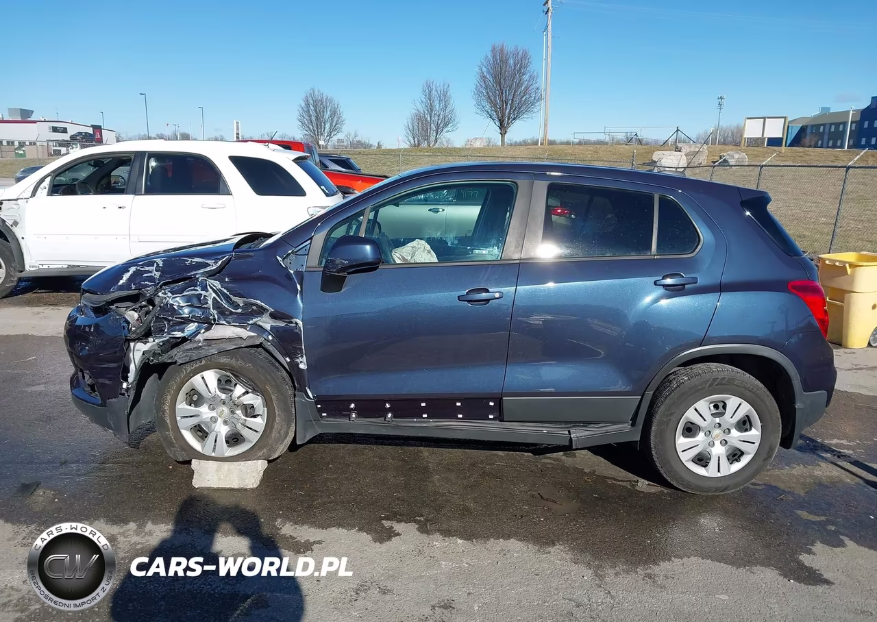 2019 Chevrolet Trax Ls VIN:3GNCJKSB3KL170807 - 14