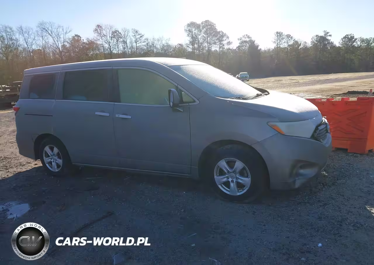 2013 Nissan Quest Sv