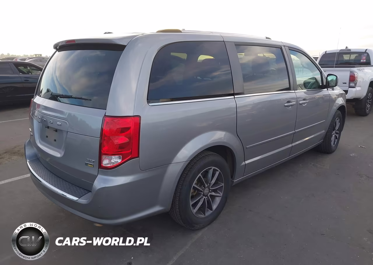 2017 Dodge Grand Caravan Sxt VIN:2C4RDGCG4HR740181 - 4