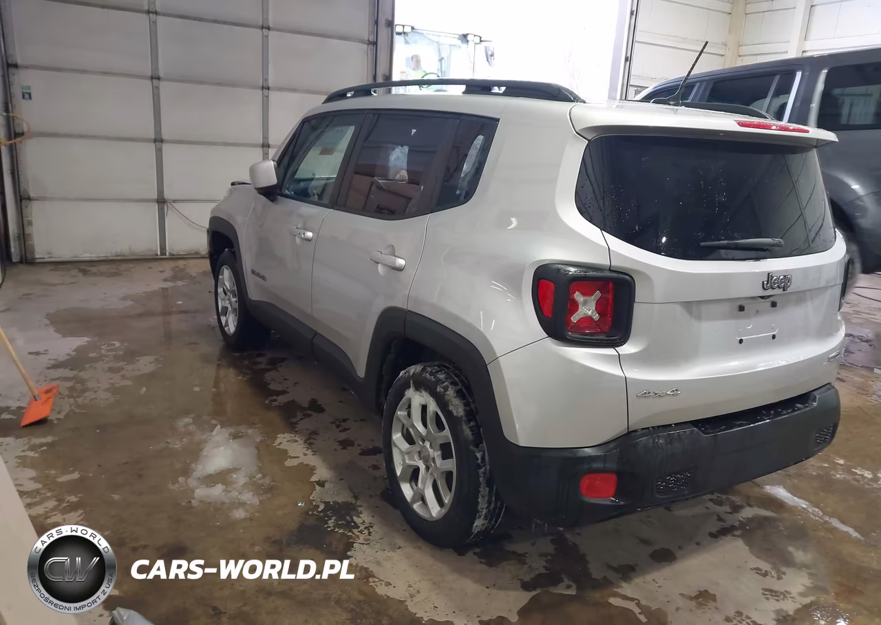2015 Jeep Renegade Latitude VIN:ZACCJBBT0FPB65684 - 3