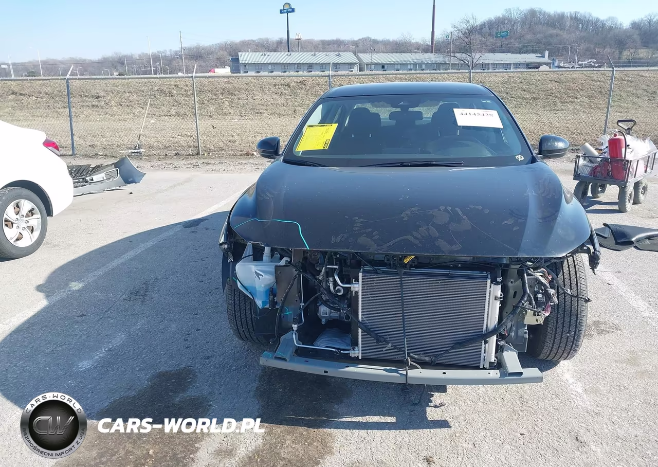 2025 Nissan Sentra S VIN:3N1AB8BV5SY335448 - 13