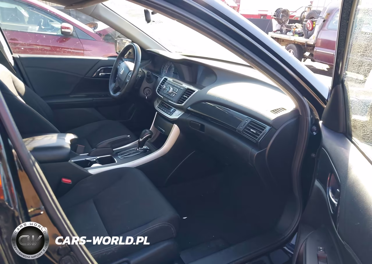 2015 Honda Accord Sport VIN:1HGCR2F55FA134122 - 5