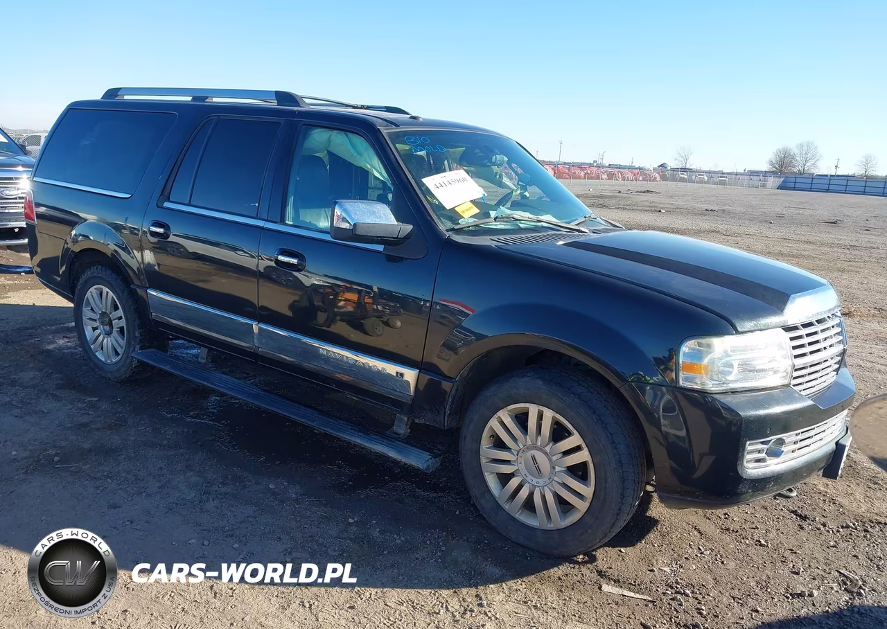 2013 Lincoln Navigator L