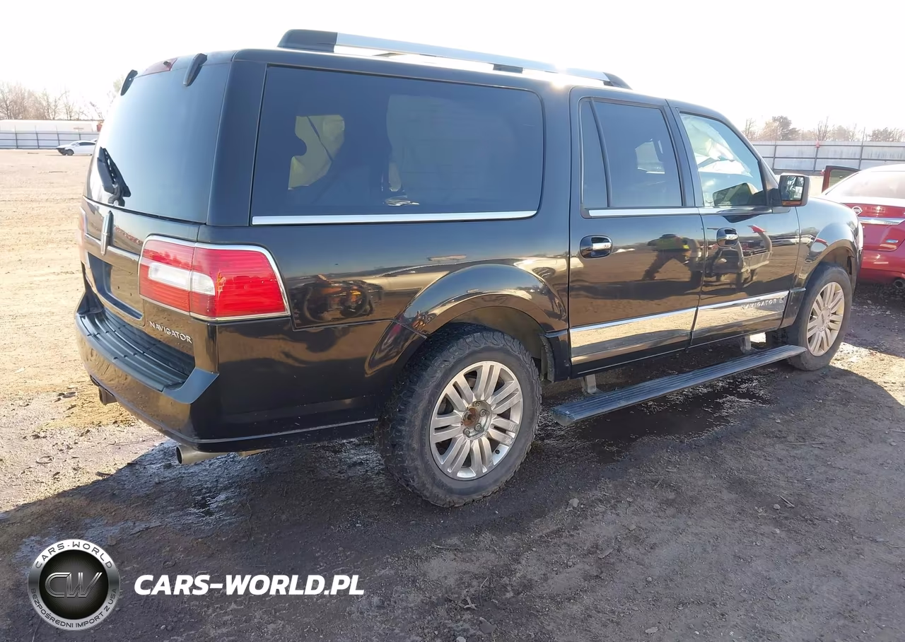 2013 Lincoln Navigator L VIN:5LMJJ3J50DEL04668 - 4