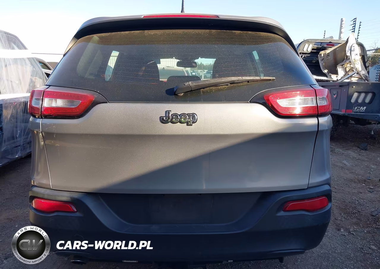 2015 Jeep Cherokee Sport VIN:1C4PJLAB5FW532735 - 16