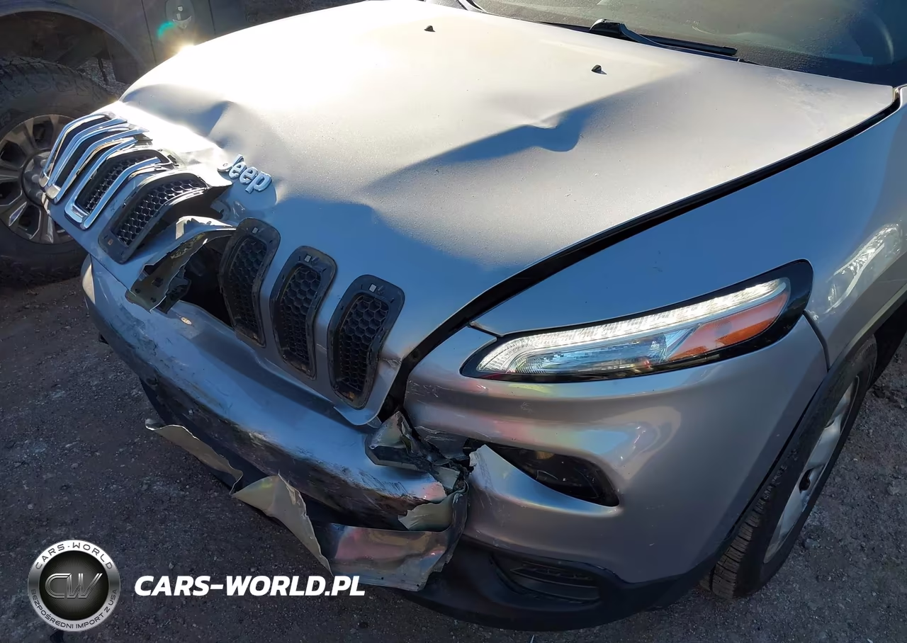 2015 Jeep Cherokee Sport VIN:1C4PJLAB5FW532735 - 6