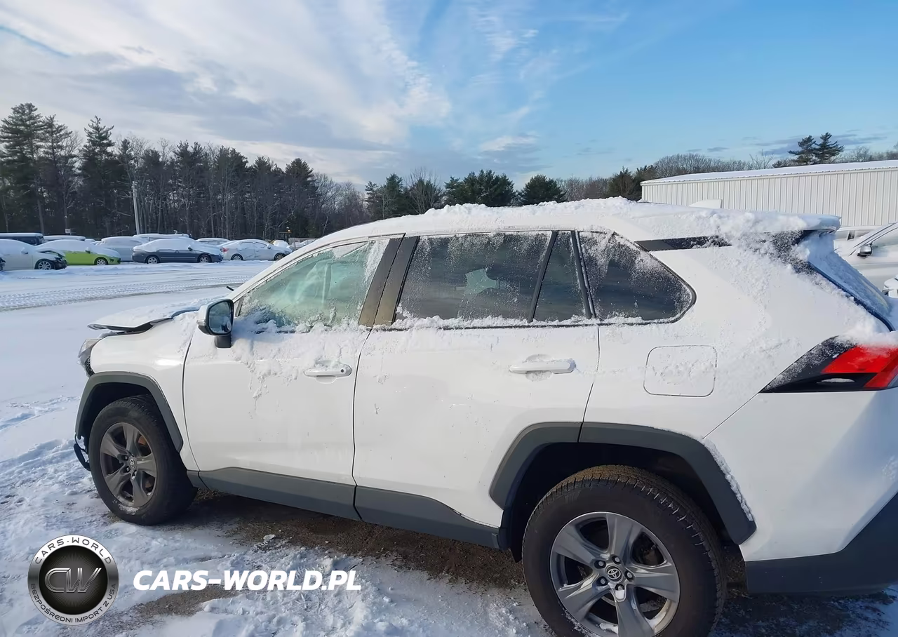 2021 Toyota Rav4 Xle VIN:2T3P1RFV2MC216227 - 15