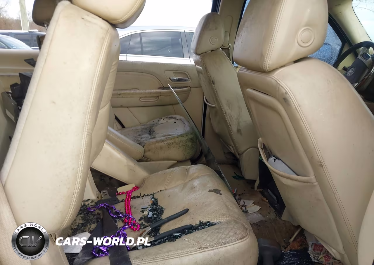 2008 Cadillac Escalade Standard VIN:1GYFK63808R175519 - 8