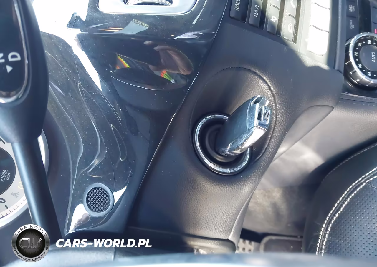 2012 Mercedes-Benz Cls 550 VIN:WDDLJ7DB1CA007526 - 11