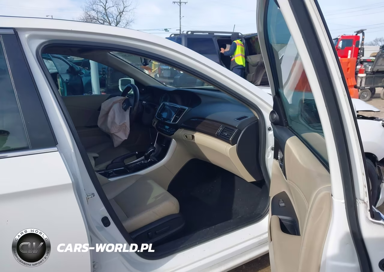 2017 Honda Accord Ex-L VIN:1HGCR2F90HA123650 - 5