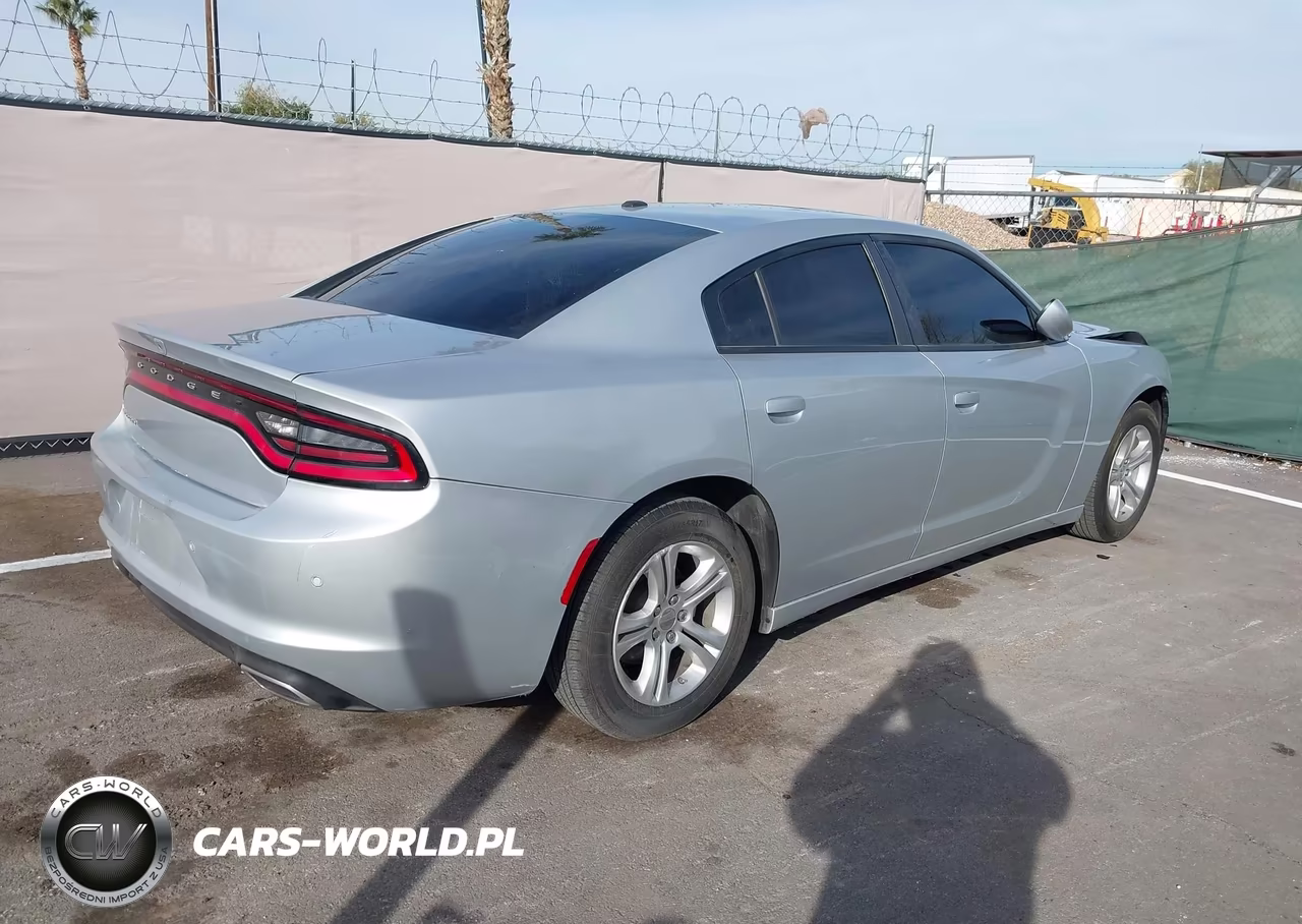 2022 Dodge Charger Sxt Rwd VIN:2C3CDXBG1NH182643 - 4