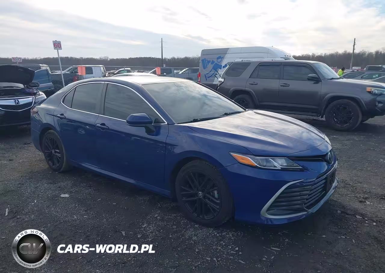 2023 Toyota Camry Le