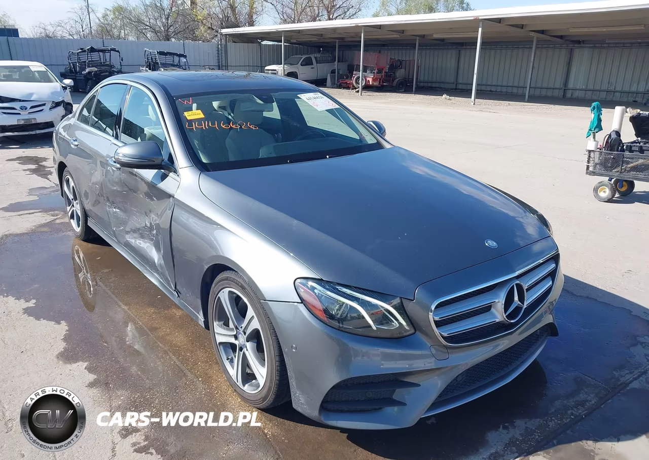 2017 Mercedes-Benz E 300