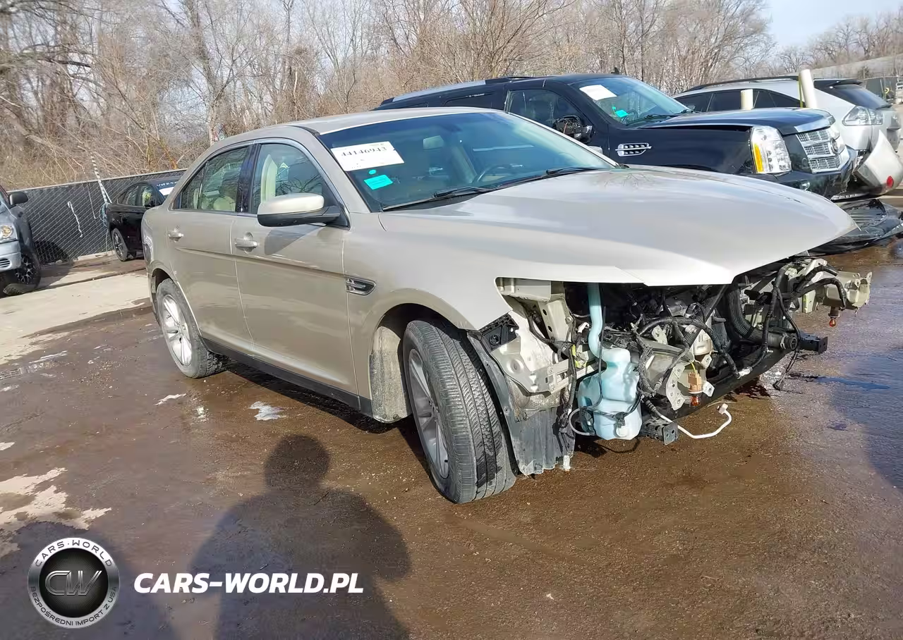 2017 Ford Taurus Sel