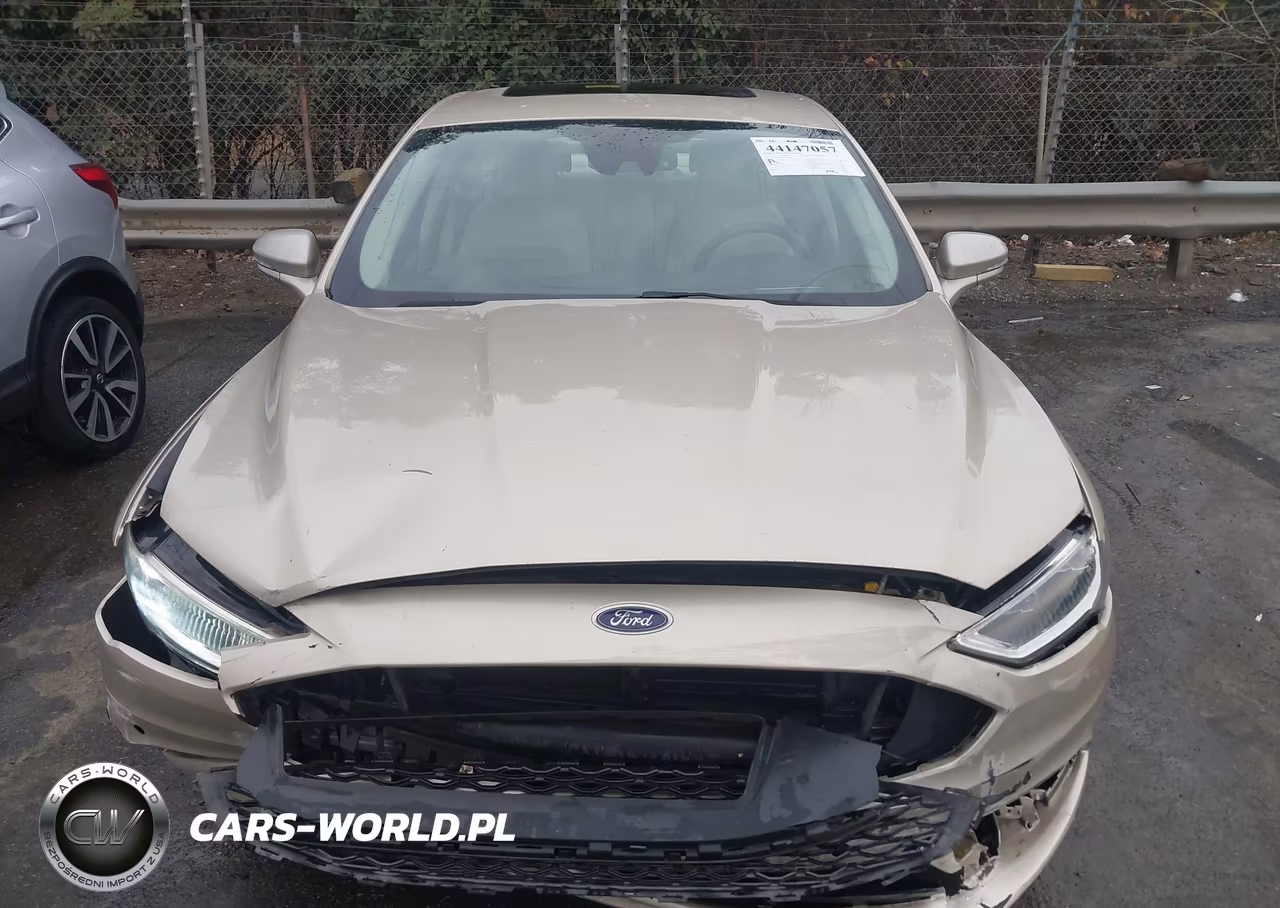 2017 Ford Fusion Hybrid Platinum VIN:3FA6P0RU1HR320926 - 12