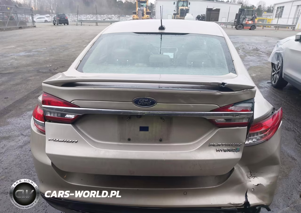 2017 Ford Fusion Hybrid Platinum VIN:3FA6P0RU1HR320926 - 16